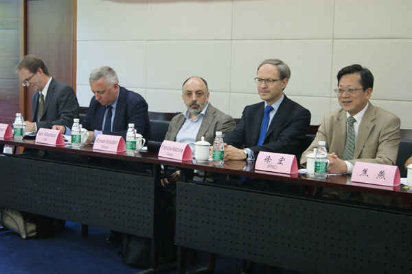 1-会始 (1).JPG 1-会始 (1).JPG